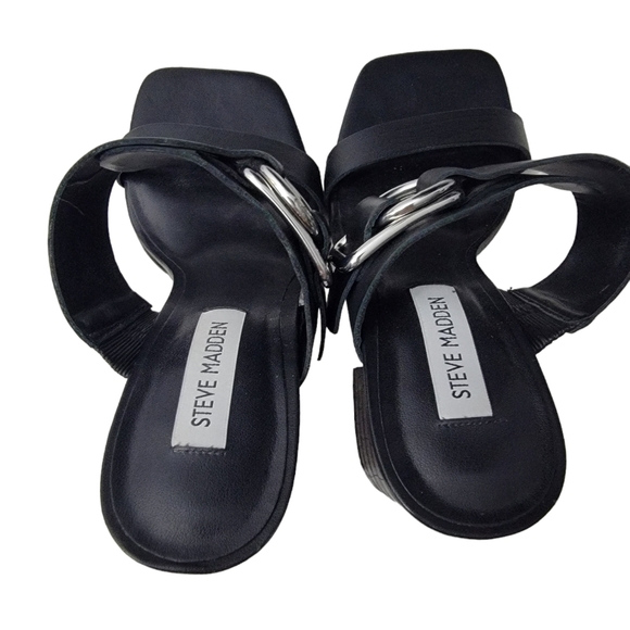 Steve Madden woman's size 7M in excellent condition. Leather upper. - Picture 13 of 16